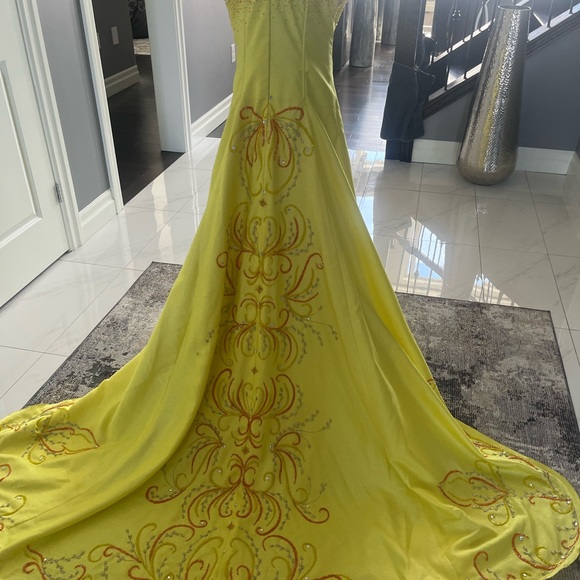 Halloween cockateal costume size small be a beautiful bird add feathers to hair - Picture 13 of 17